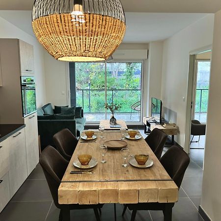 Superbe T2 Dans Residence Avec Piscine Chauffee Beausoleil Dış mekan fotoğraf